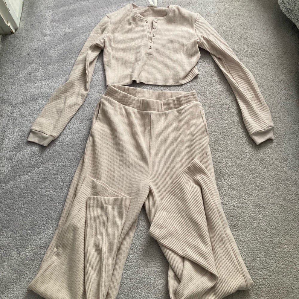 miiyu x twik Women's Beige Ribbed Two-Piece loungewear Set